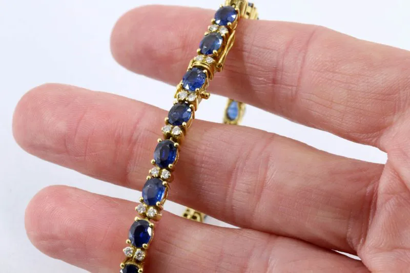 Bracelet or jaune saphir et diamants