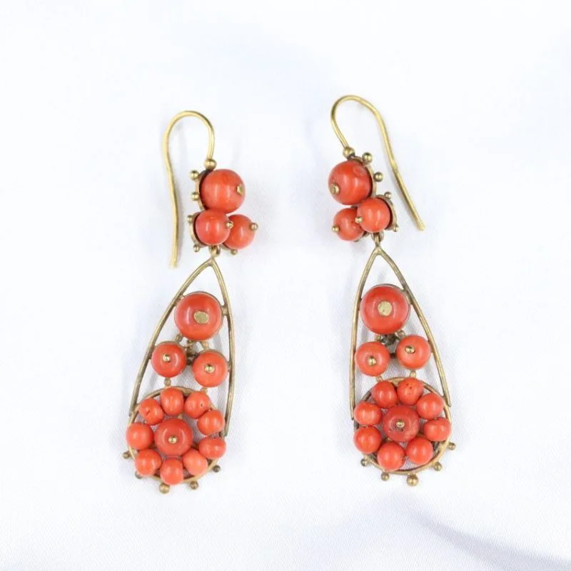 Boucles d'oreilles corail et or XIXe