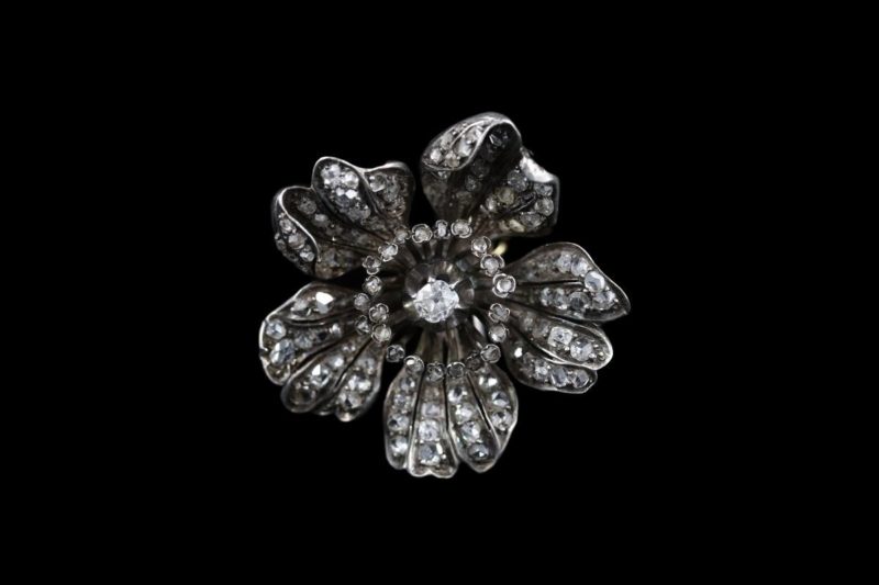 Broche fleur diamants Napoléon III