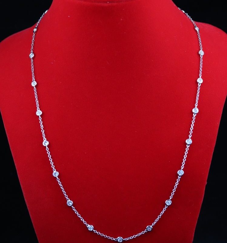 Collier or blanc diamants