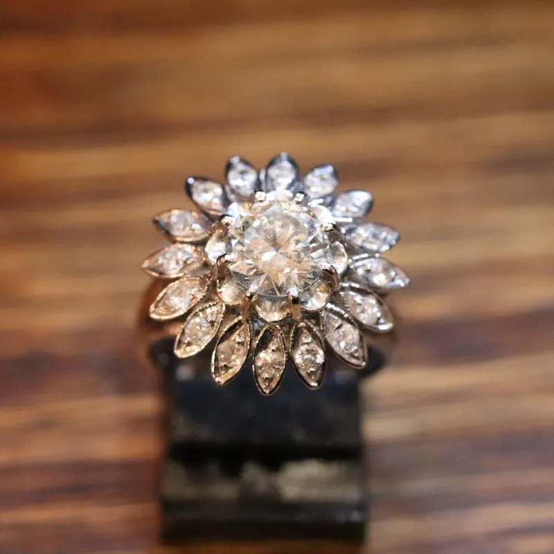 Bague marguerite or blanc et diamants