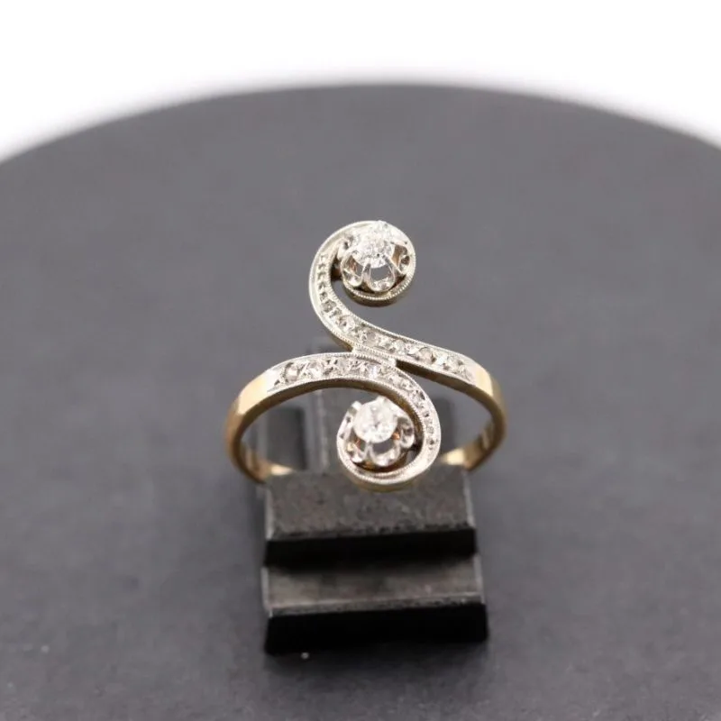 Bague toi & moi diamants et deux ors 1900
