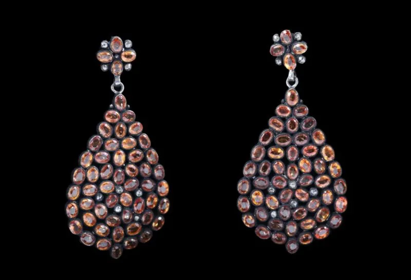 Pendants d'oreilles saphirs mandarines et roses