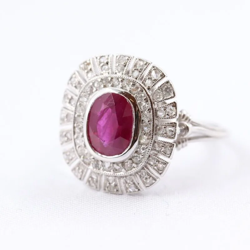 Bague 1920 rubis et diamants