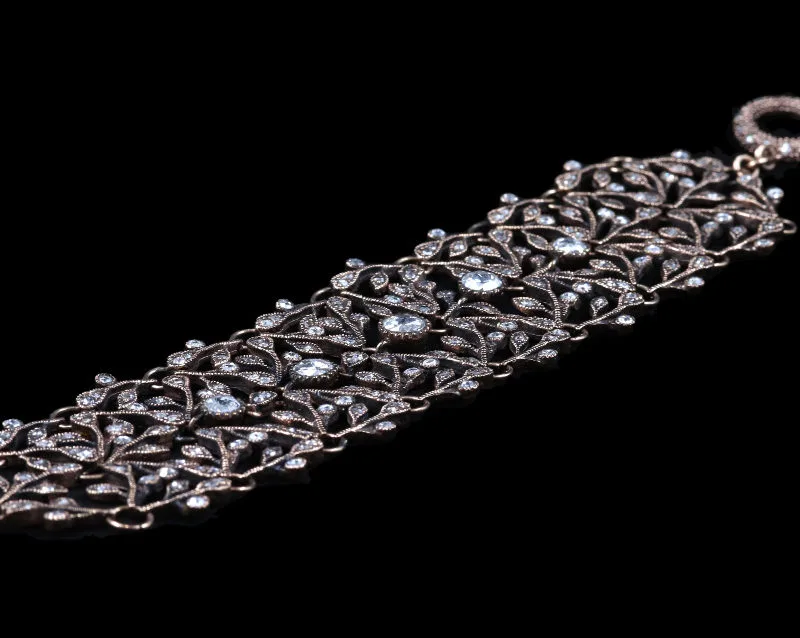 Bracelet manchette contemporain diamants taille rose