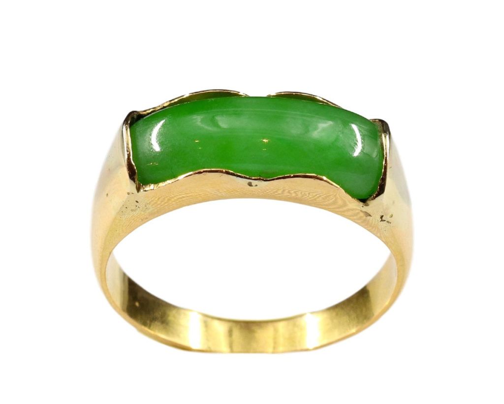 Bague En Or Avec Jade Magnifique - Taille 53, Couleur Vert, Style Cocktail - Occasion