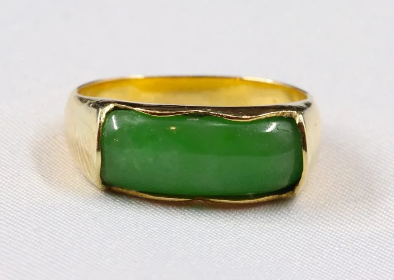 Bague or et jade 1900