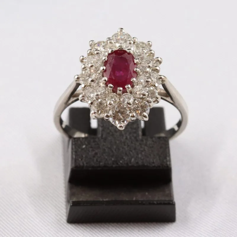 Bague rubis double rang de diamants