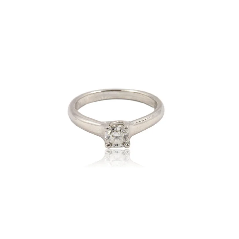 Solitaire Tiffany Lucida