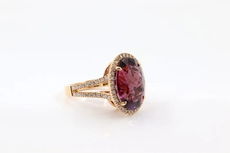 Bague tourmaline et diamants sur or rose