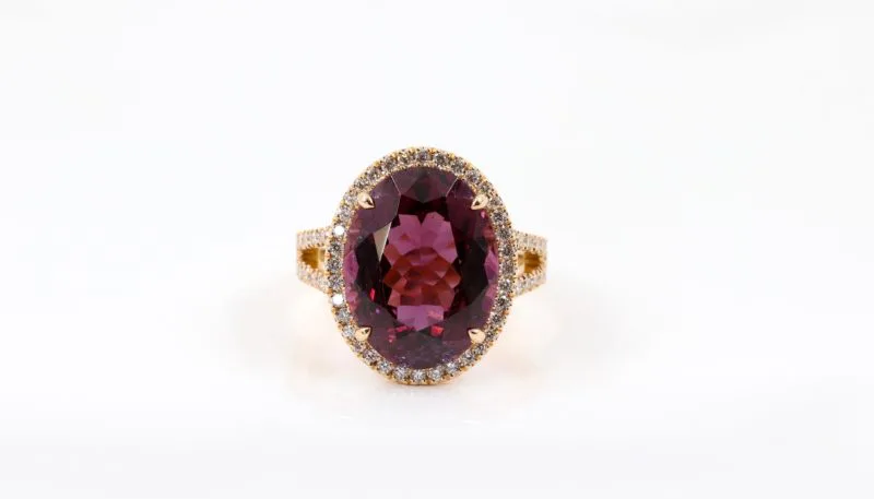 Bague tourmaline et petits diamants