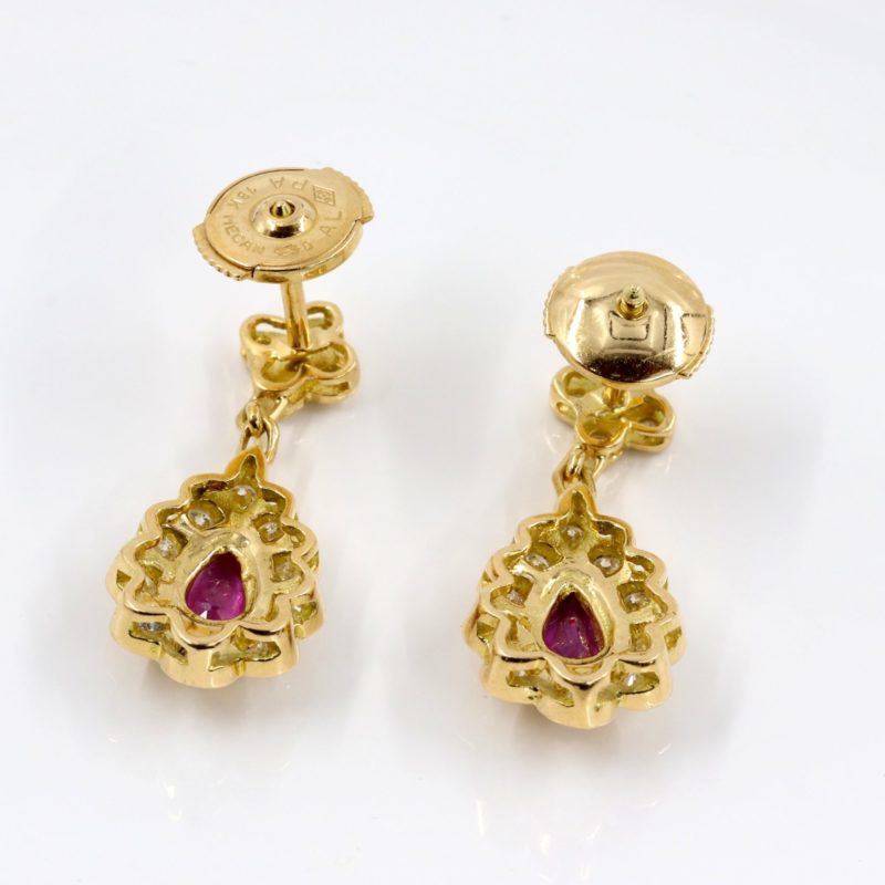 Boucles d'oreilles or rubis et diamants système alpa