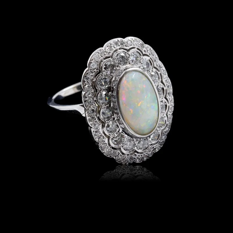 Importante bague ancienne platine opale et diamants