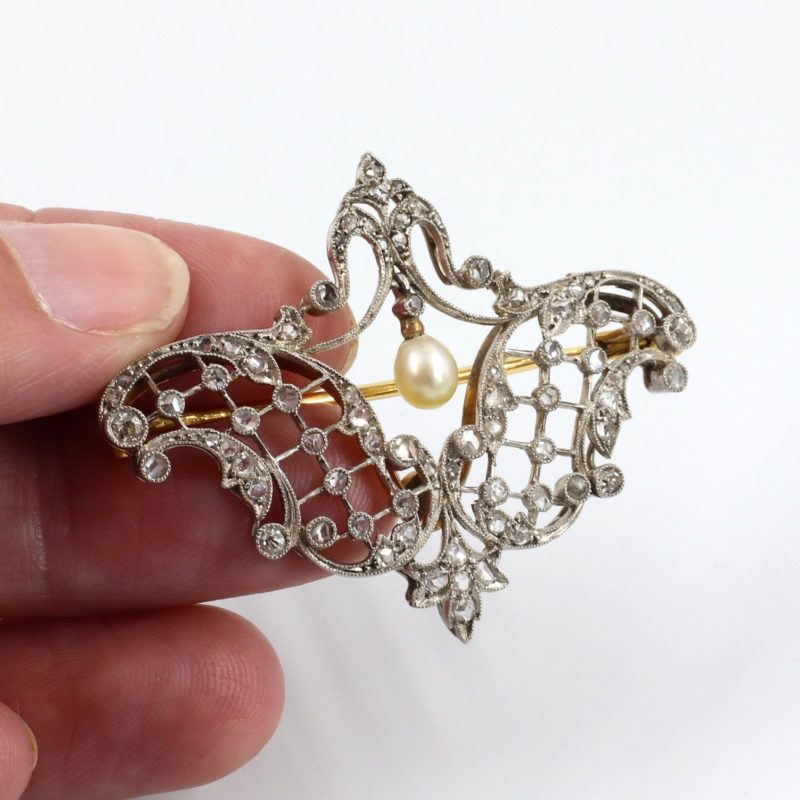 Superbe broche platine diamants perle fine