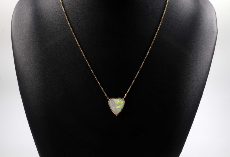 collier coeur opale et or