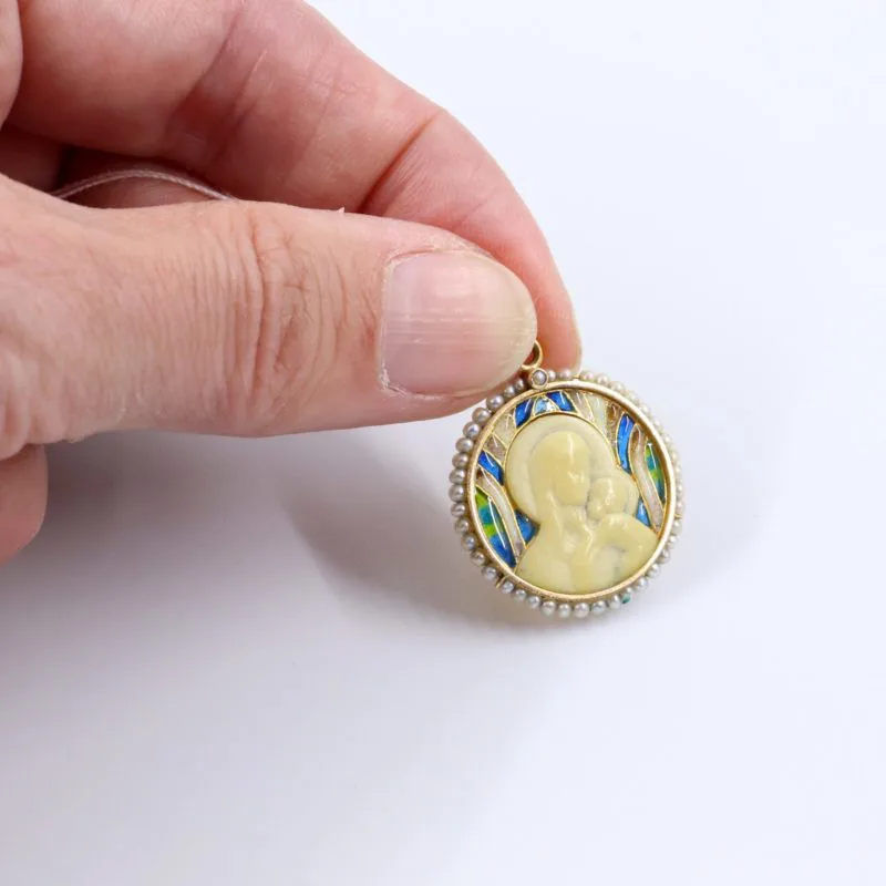 émail or ivoire perles fines