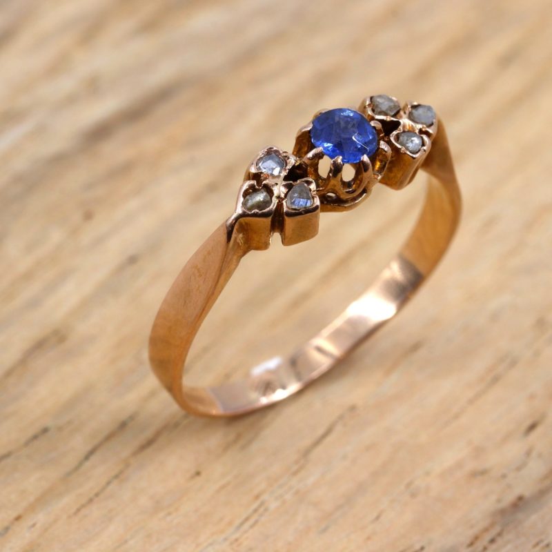 Bague Napoléon III or rose saphir diamants