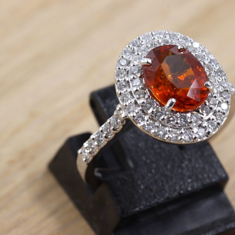 Bague saphir orange ovale