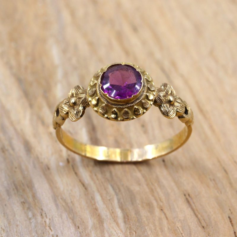 Face bague grenat XIXe siècle