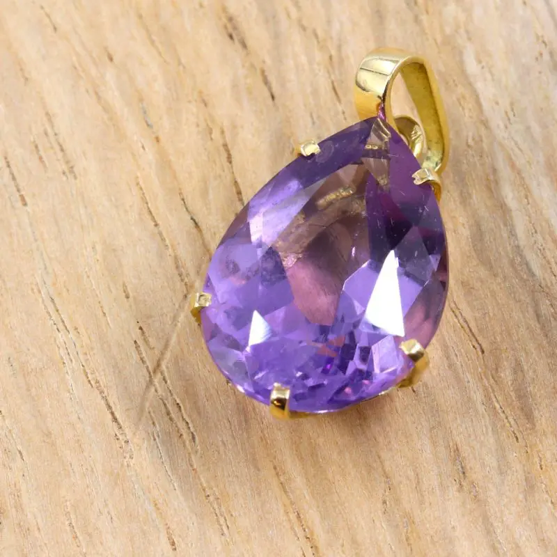 Pendentif améthyste montée sur or