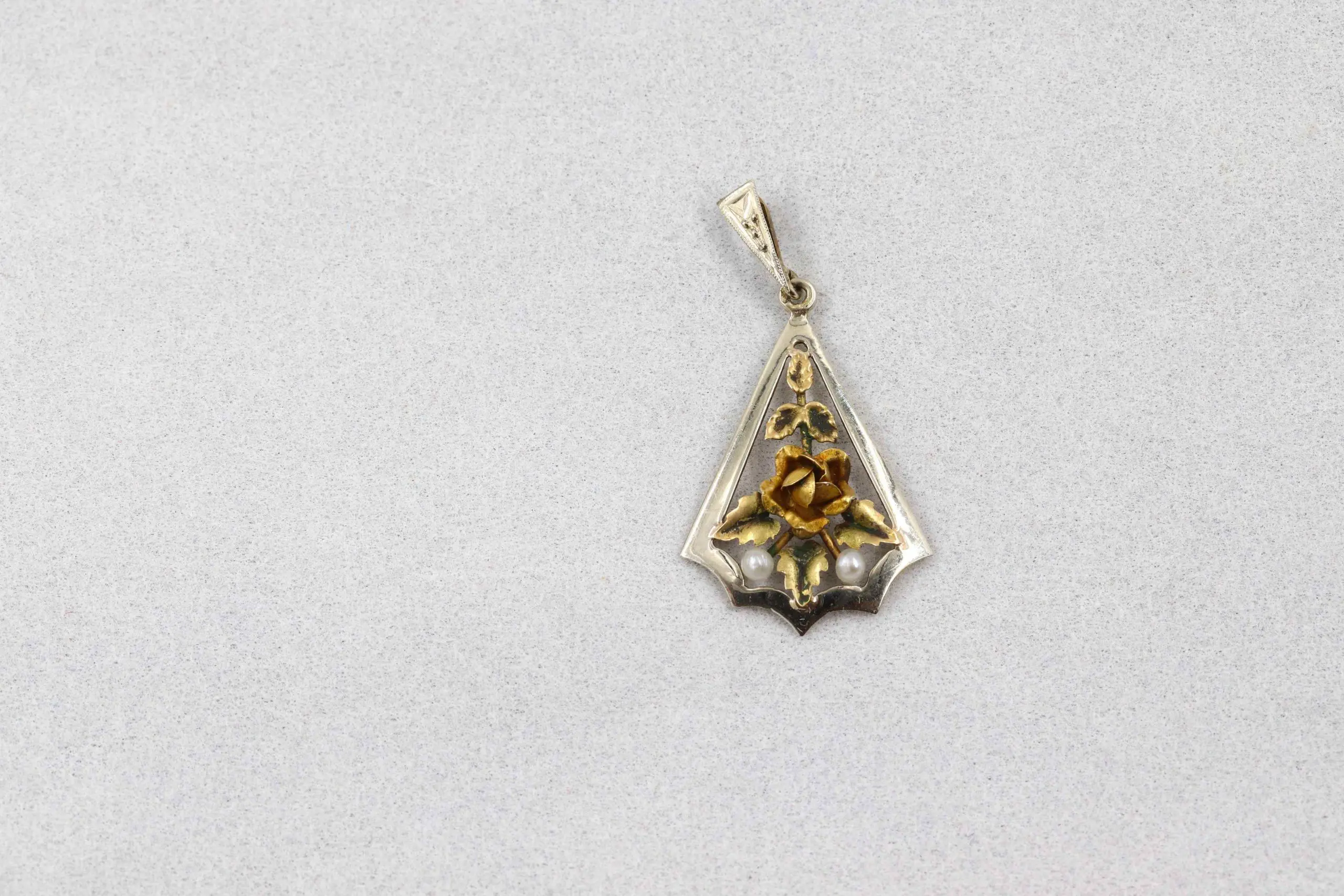 Pendentif Floral Années 2000 - Altuglas & Métal Doré - Rouge - Sans Marque
