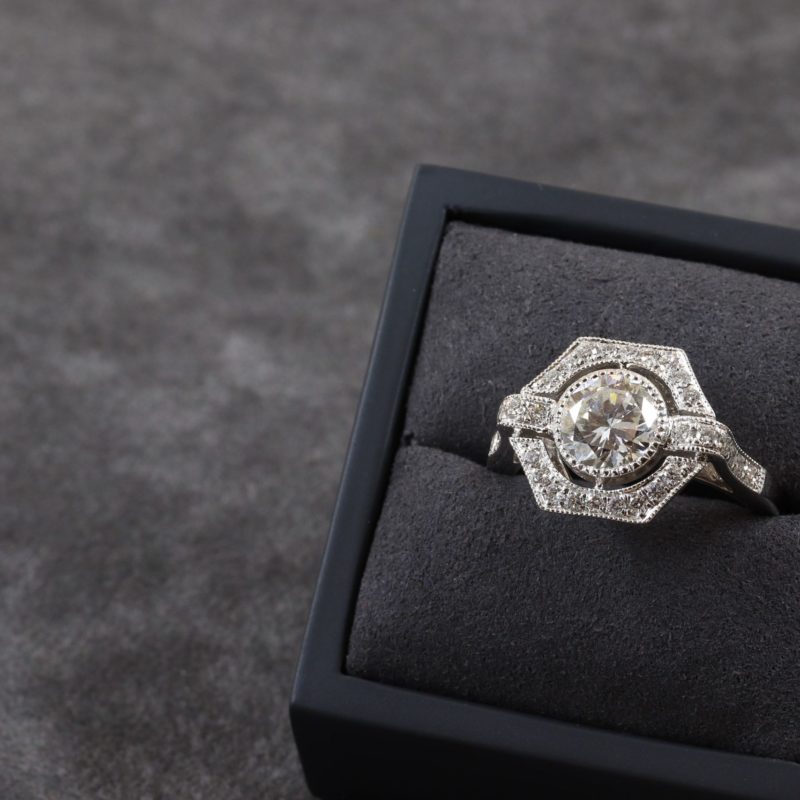 Bague style années 1930 diamants