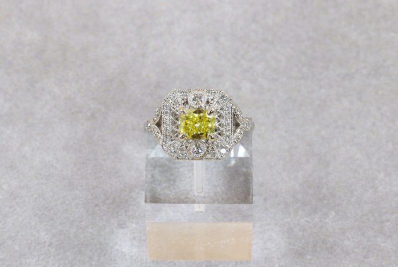 Bague diamant jaune style art déco