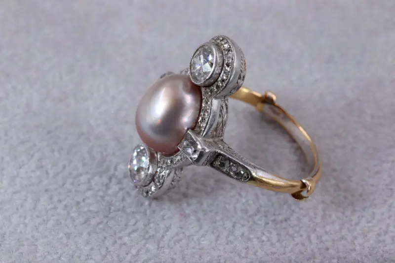 Bague platine perle fine et diamants – Image 3