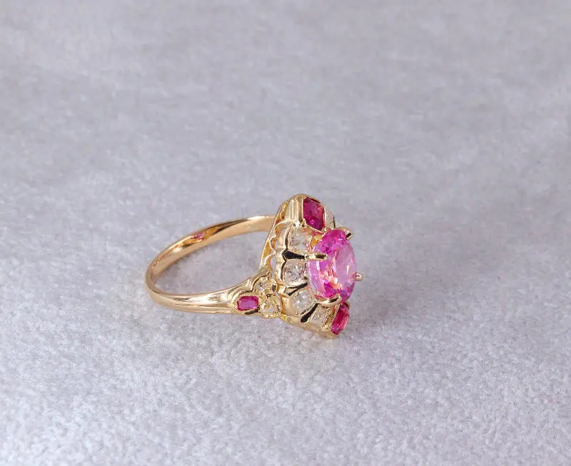 Bague Napoléon III saphirs roses et diamants