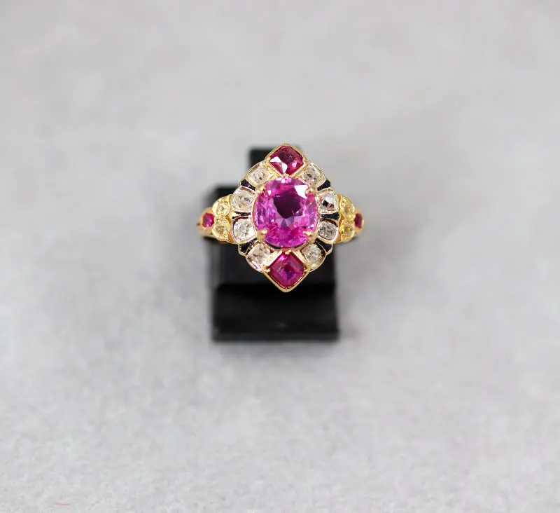 Bague Napoléon III saphirs roses et diamants