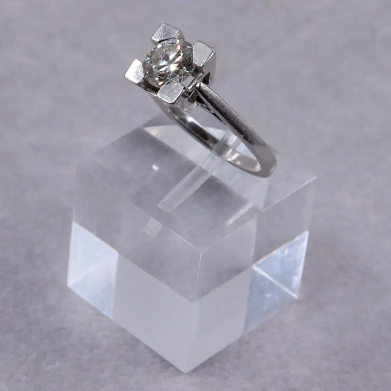 Bague solitaire platine 1930
