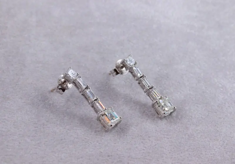 Boucles d'oreilles diamants radiants