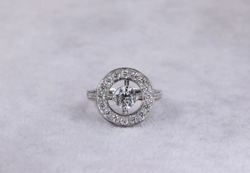 Magnifique bague ronde diamants