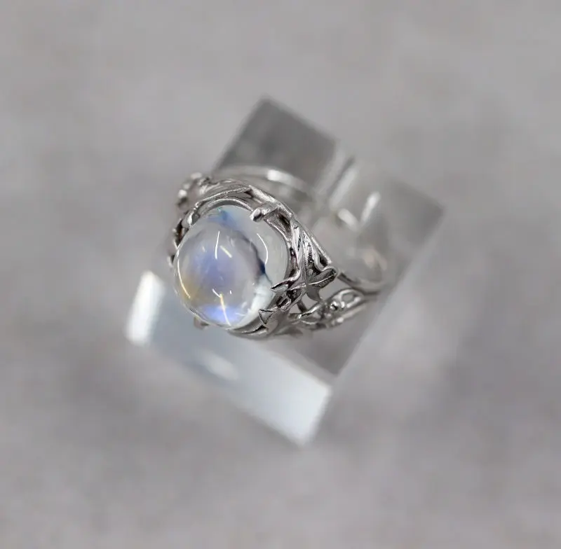 Bague pierre de lune Art Nouveau