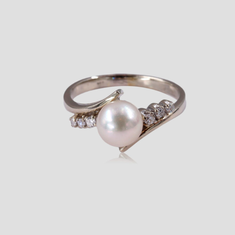 Bague perle diamants