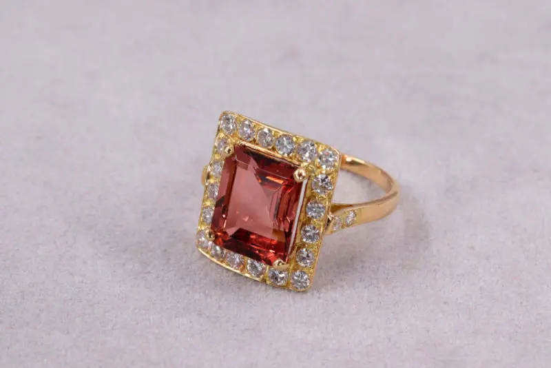 Bague or jaune tourmaline brune