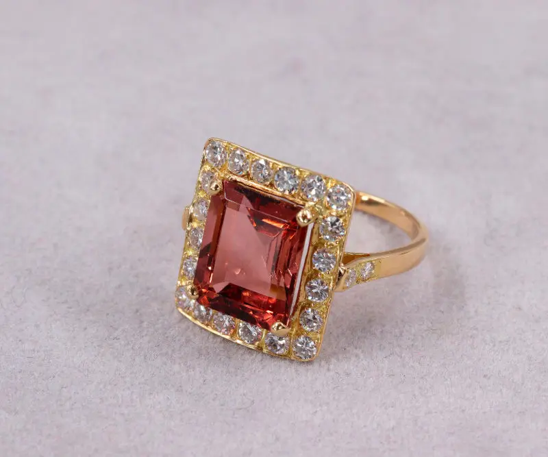 Bague or jaune tourmaline brune