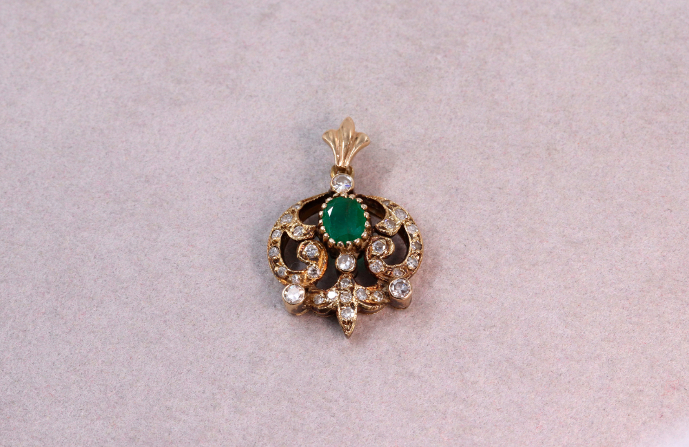 Pendentif Émeraude Vintage 