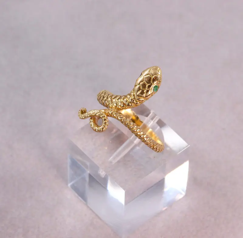 Bague serpent or et émeraudes