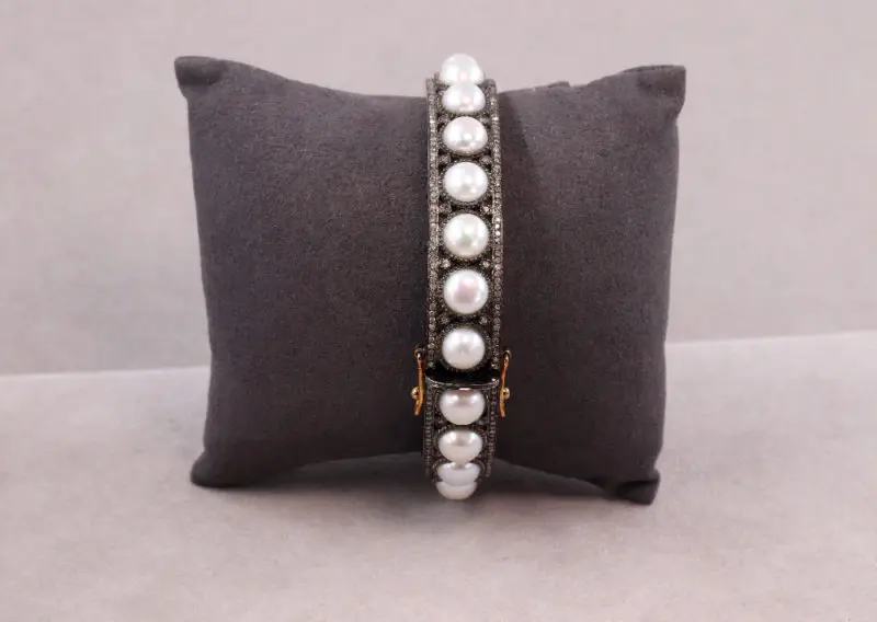 Bracelet argent noirci, diamants et perles d'eau douce