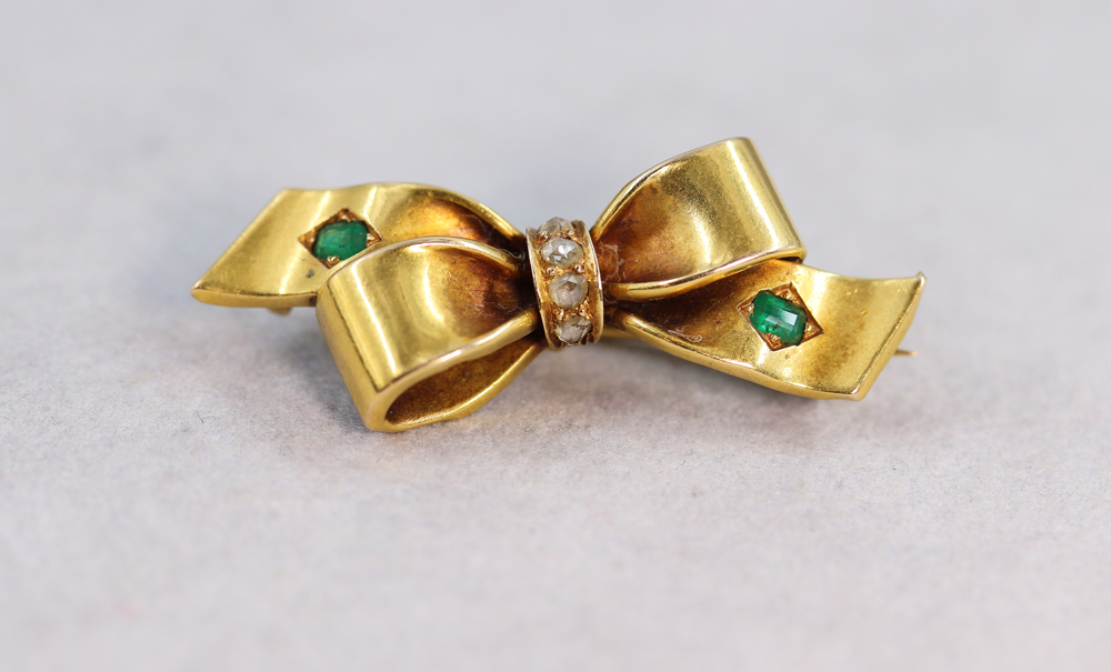 Broche Fantaisie En Forme De Nœud Avec Pierre - Bijou Poinçonné Ancien