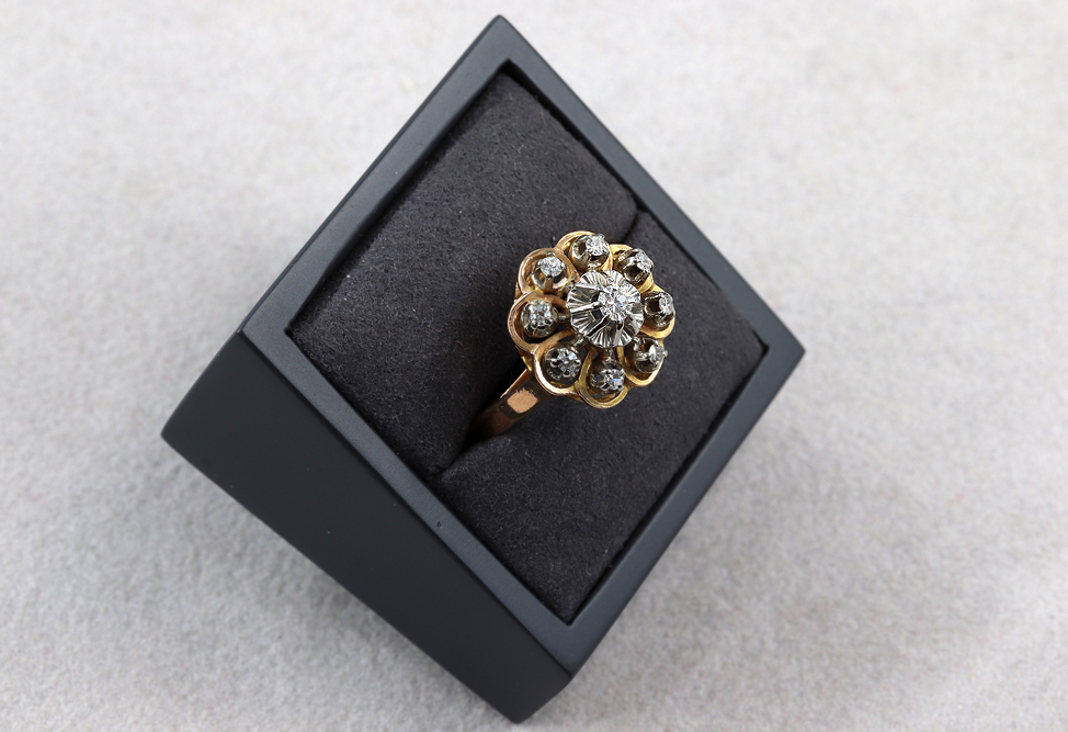 Bague Vintage En Or Blanc 18 Carats Forme Fleur – Années 1950-1960 – Taille 54 – Occasion