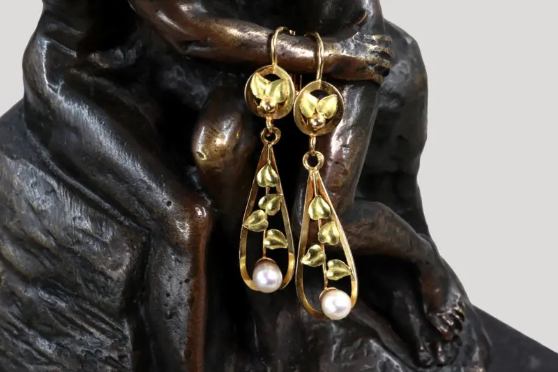 Pendants d'oreilles Art Nouveau