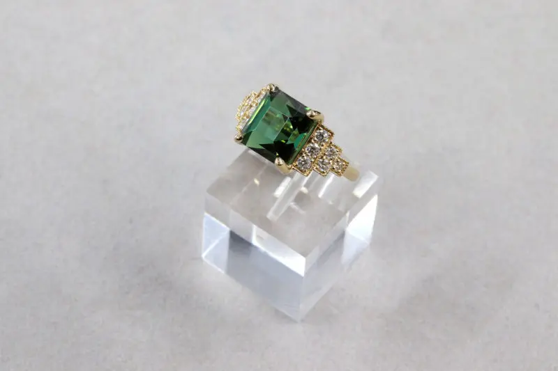 bague-tourmaline-diamants-ronds