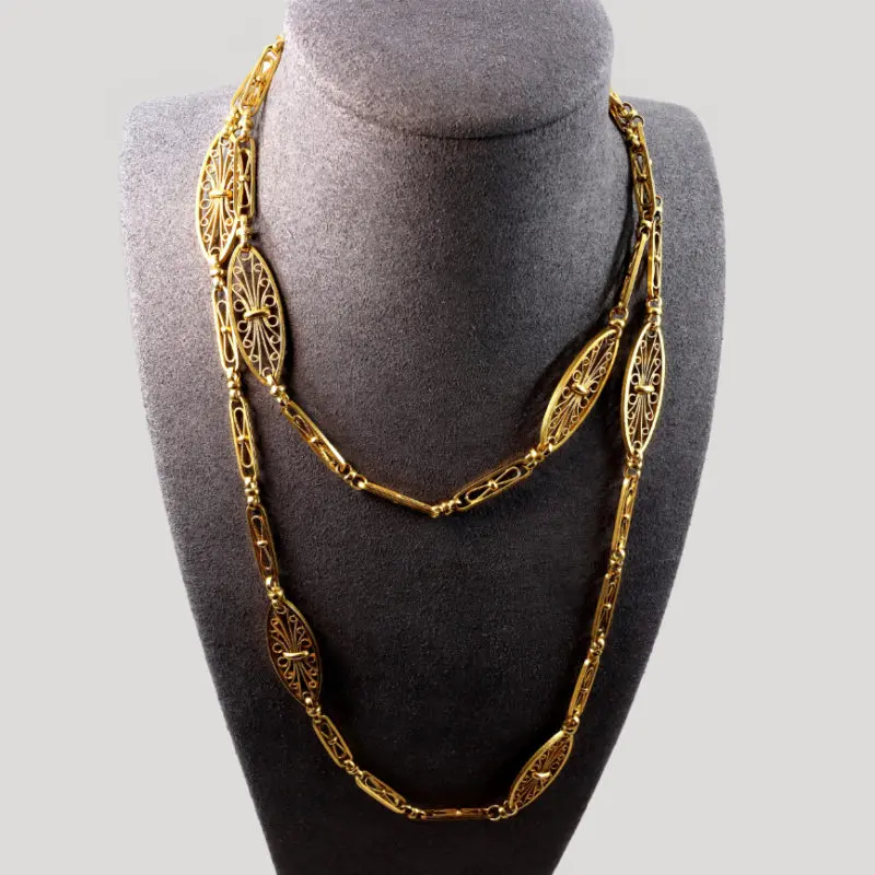 Sautoir maillons filigranés XIXe siècle