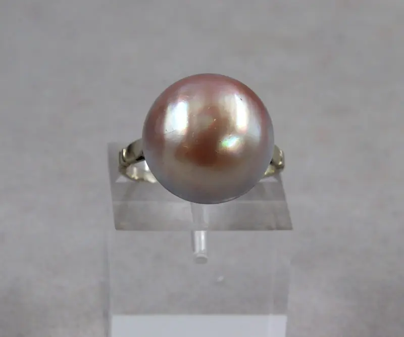 Bague perle Mabé sur panier ajouré