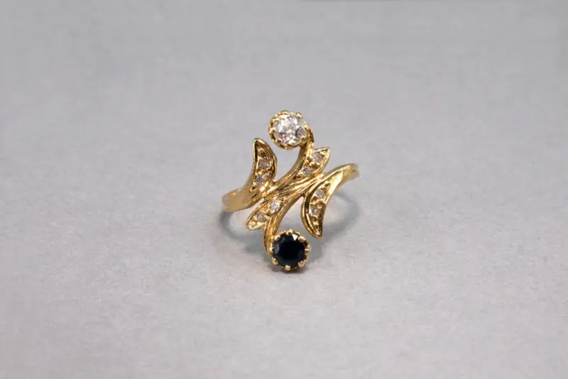 Bague-toi-&-moi-1900-saphir-et-diamants