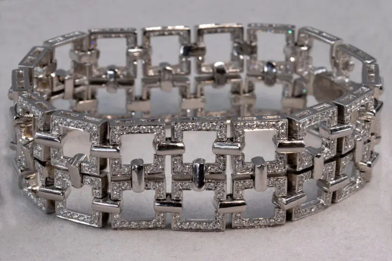 Bracelet souple carrés de diamants