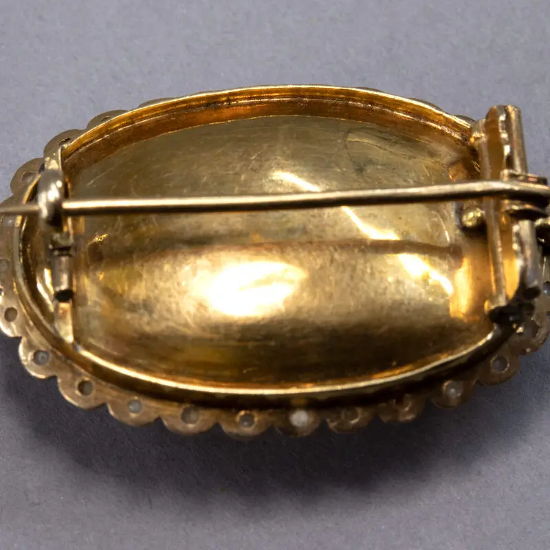 Broche ancienne corail et perles