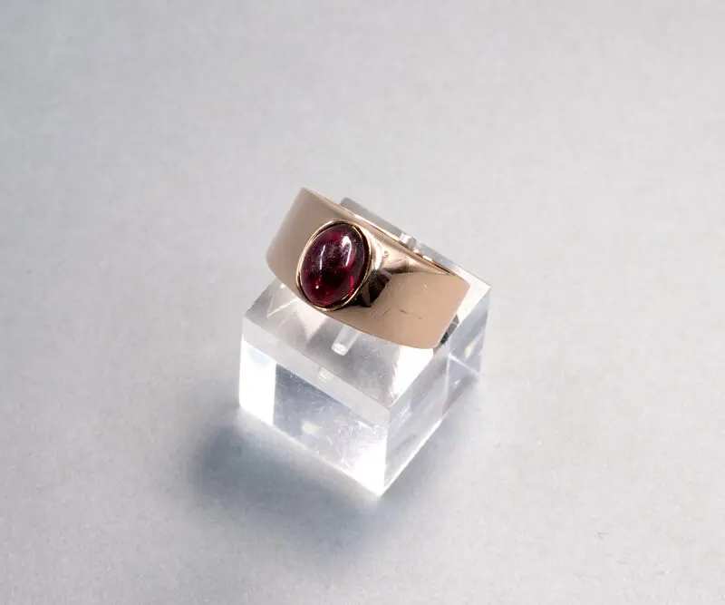 Bague grenat cabochon 1900